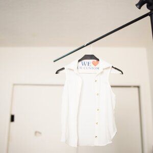 Vanilla Sleeveless Button up